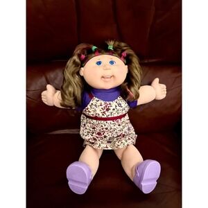 Cabbage Patch Kids 2005 Doll Brown Hair Pink Highlights Floral Original Dress